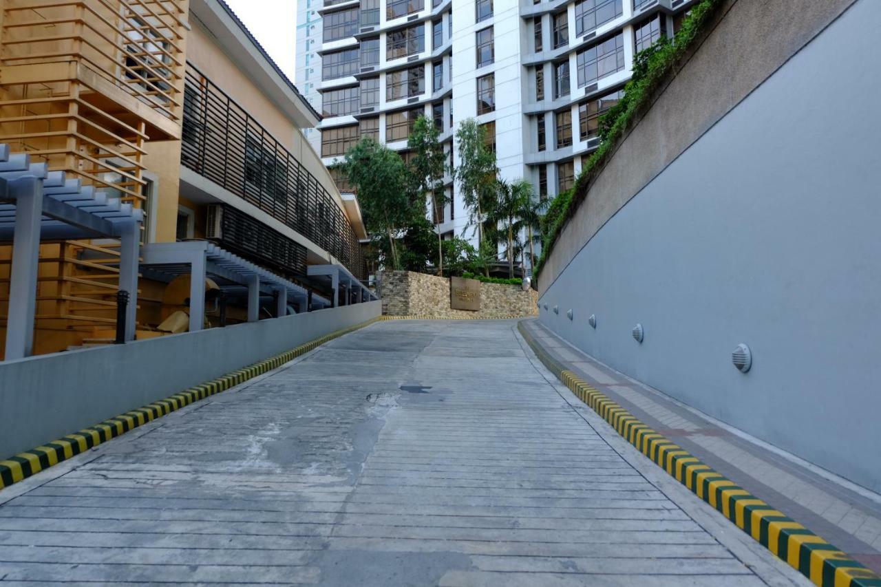 Bellagio Towers By Stays Ph Makati City Екстер'єр фото